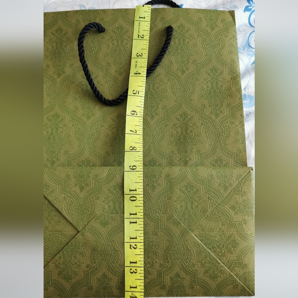 Gucci Olive Textured Shopping Bag - Picture 5 of 7